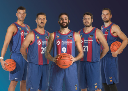 Cinc jugadors de bàsquet del FC Barcelona